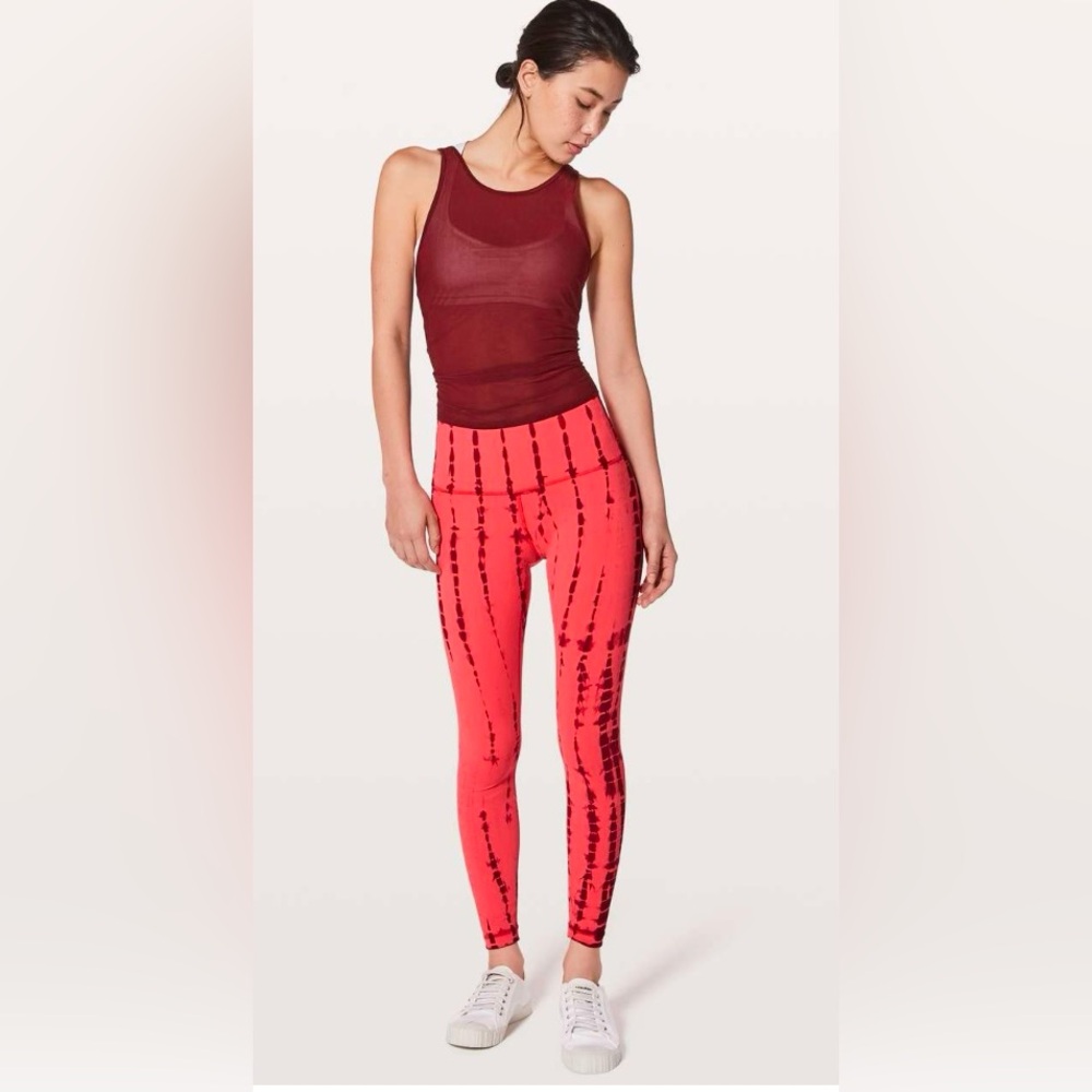 * Lululemon Wunder Under Vert Shibori Persian Red Tie Dye Pattern Leggings 10 *